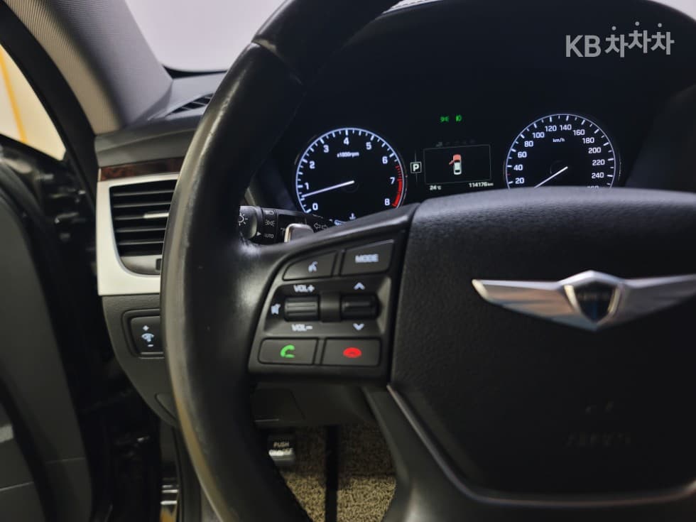 Хюндай ДженезисDHG330 Modern AWD Стандартен - 10