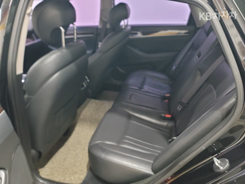 Хюндай ДженезисDHG330 Modern AWD Стандартен - 18