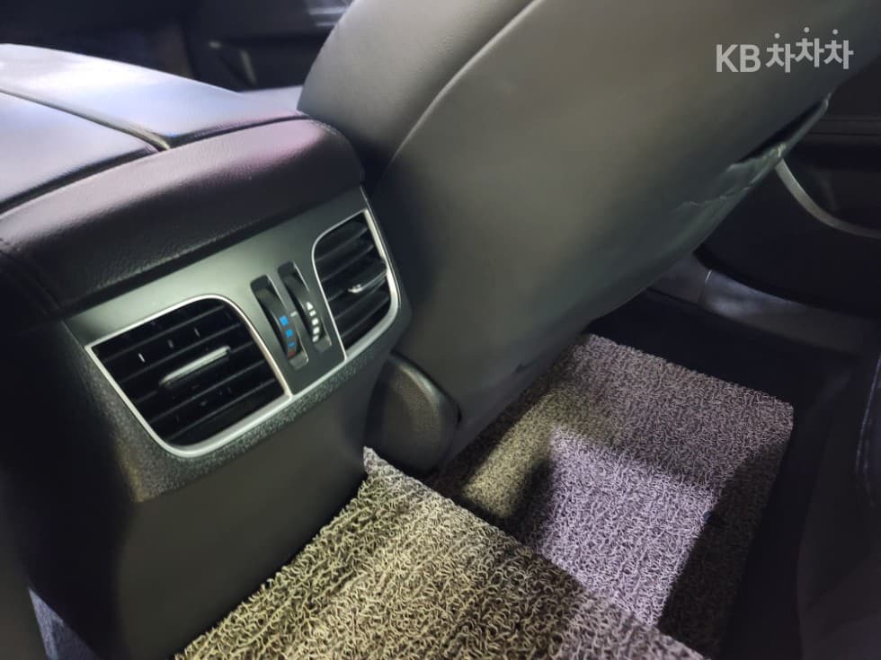 Хюндай ДженезисDHG330 Modern AWD Стандартен - 20