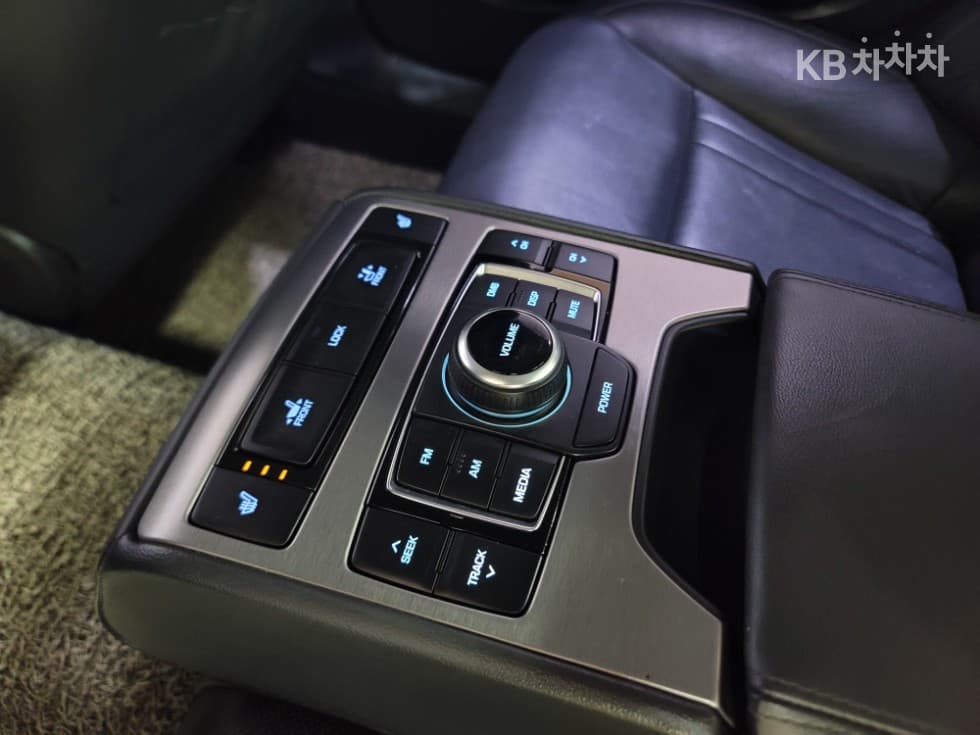 Хюндай ДженезисDHG330 Modern AWD Стандартен - 21