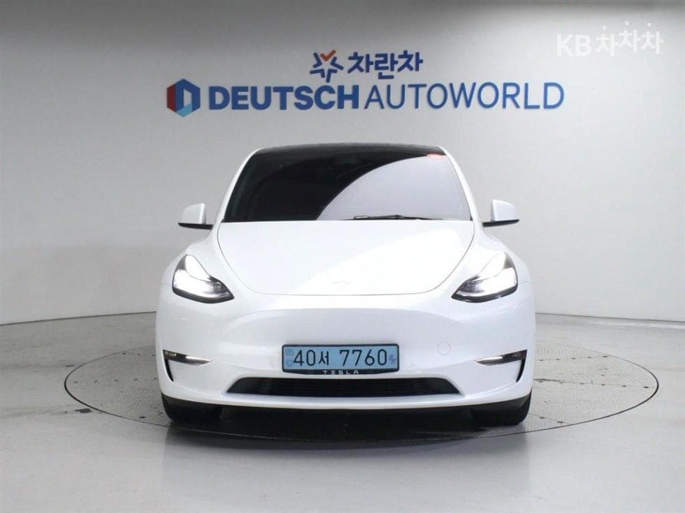 테슬라 Model Y Standard Range - Image 3