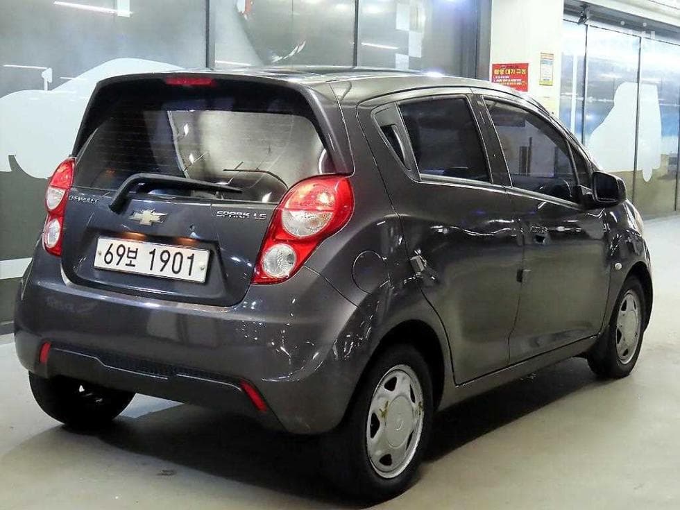 GM Korea Chevrolet SparkLS Standard - 4