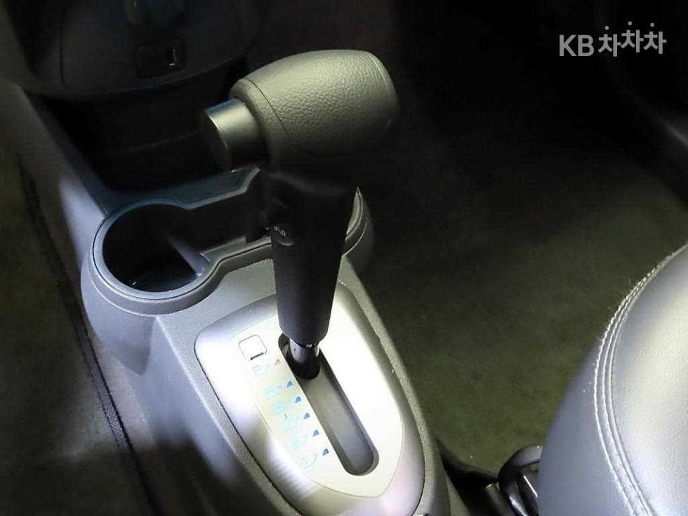 GM Korea Chevrolet SparkLS Standard - 12