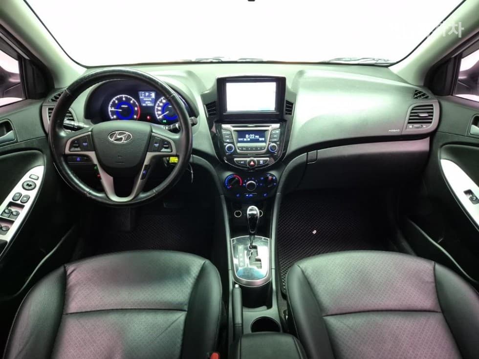 Hyundai Accent(신형)1.6 VGT Modern - 7