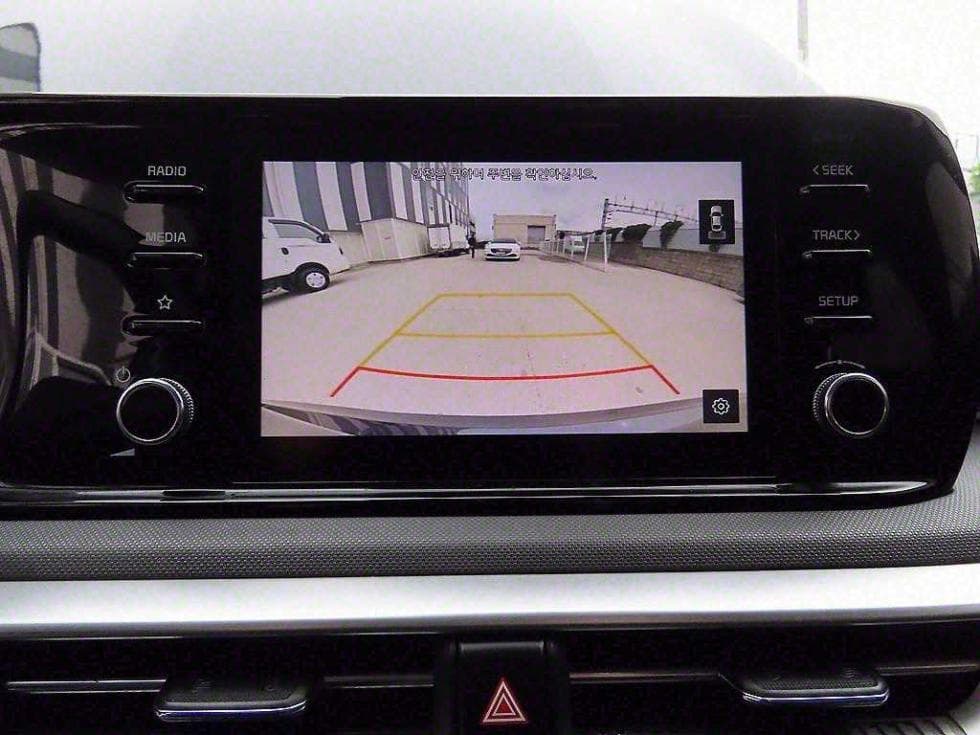 (387R6469)Kia K5 3rd Generation 2.0 LPI Standard Car Rental - 15