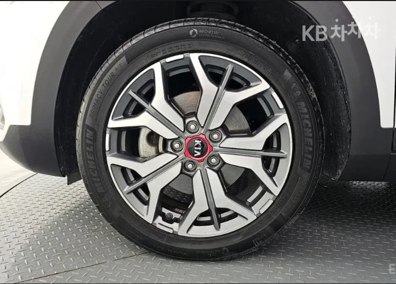 Киа Seltos1.6 Бензин Турбо 2WD Signature - 5