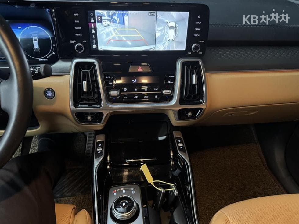 Киа Sorento 4-то поколение2.2 Дизел 2WD Signature - 14