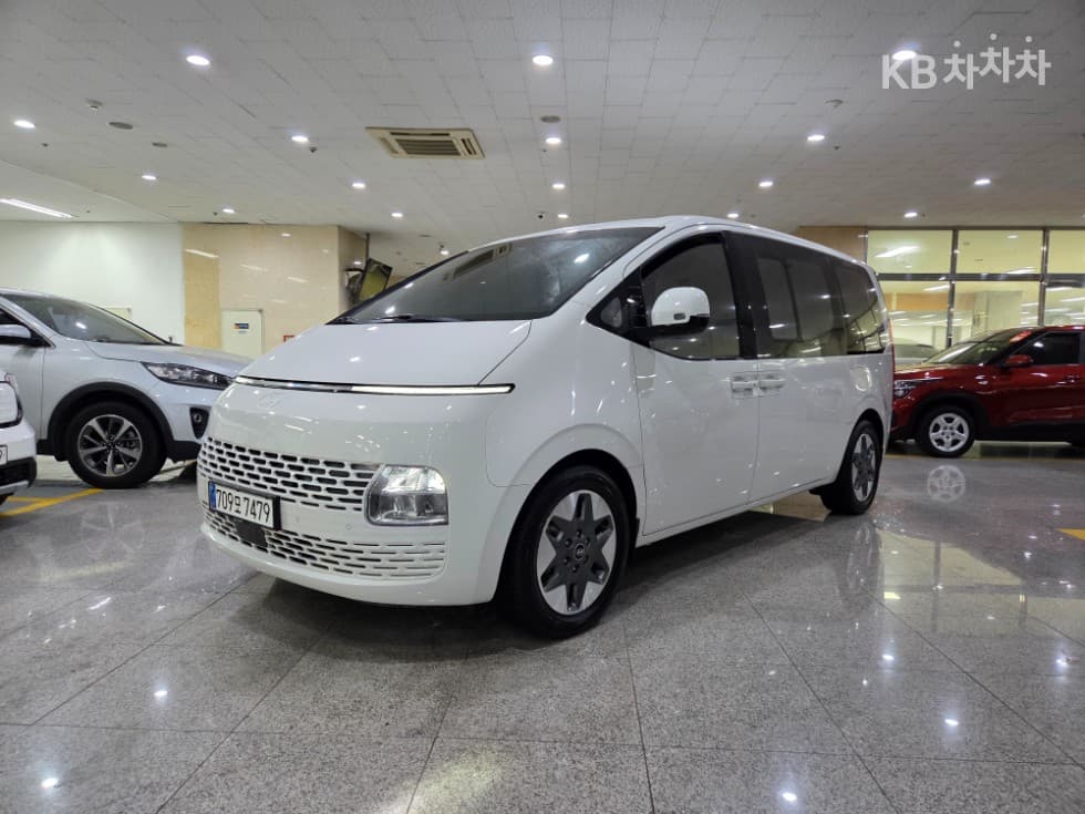Хюндай Staria 2.2 Турер 11 AWD Modern - Image 1
