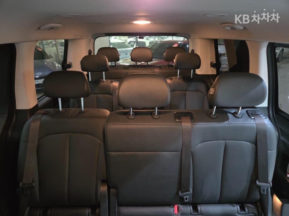 Хюндай Staria2.2 Турер 11 AWD Modern - 8