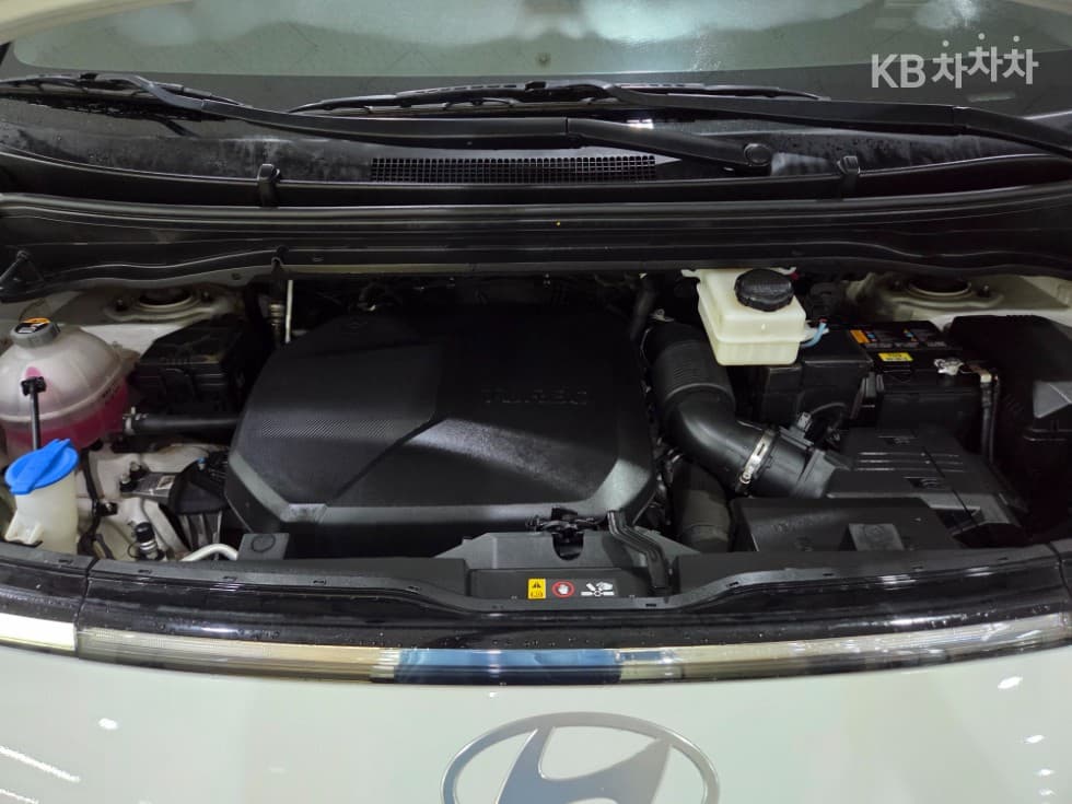 Хюндай Staria2.2 Турер 11 AWD Modern - 18