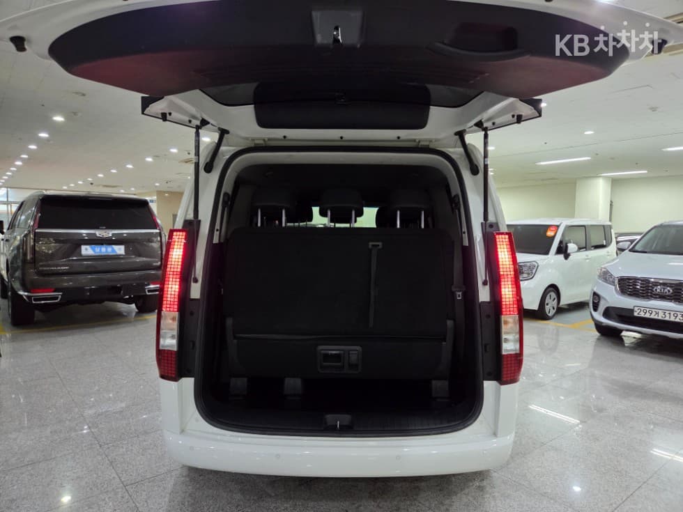 Хюндай Staria2.2 Турер 11 AWD Modern - 19