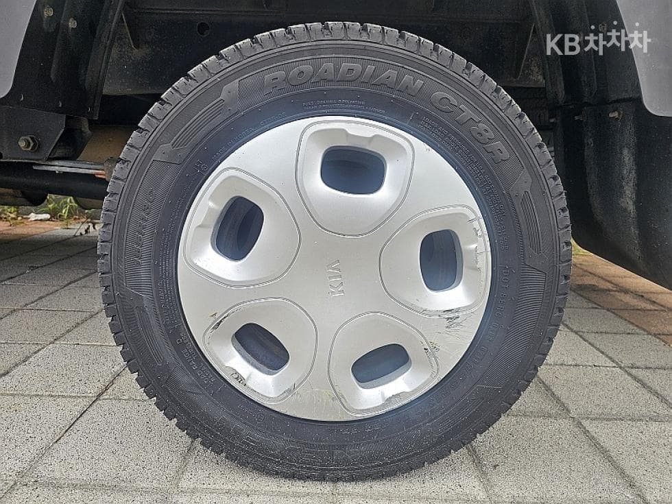 Киа Бонго 3 (лек)1 тон 냉동Товарна надстройка차 Удължено междуосие 표준형 Королевска кабина Лукс - 17