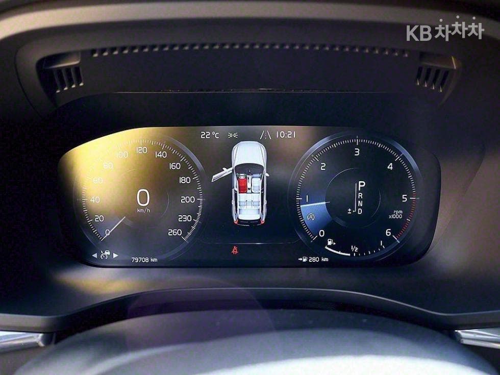 Volvo XC60 Второ поколениеD5 Inscription - 6