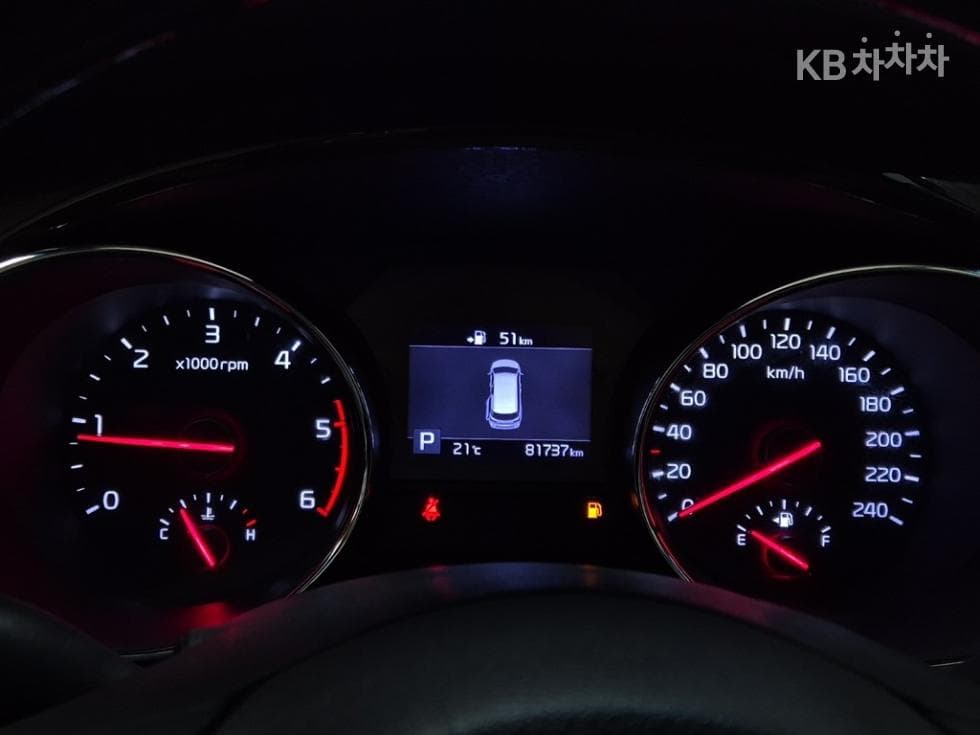 Киа The New (фейслифт) Канивал9-местен 2.2 Дизел Престиж - 6