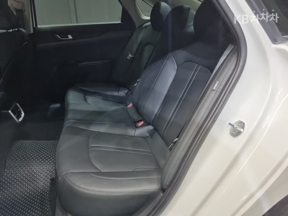 (169mer9815)Kia K5 3generation 2.0 LPI Rent a car Trendy - 19