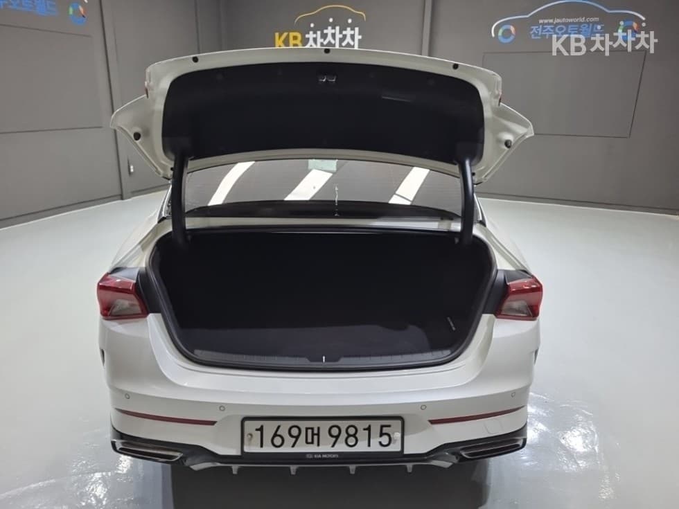 (169mer9815)Kia K5 3generation 2.0 LPI Rent a car Trendy - 20