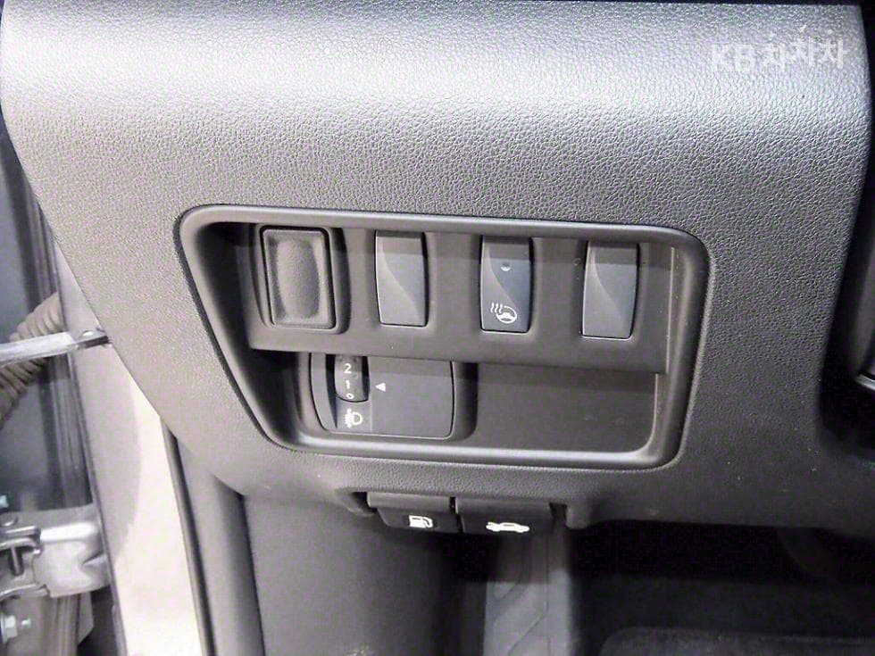 (209가7543)Renault Korea The New QM62.0 LPe 2WD RE Signature - 12