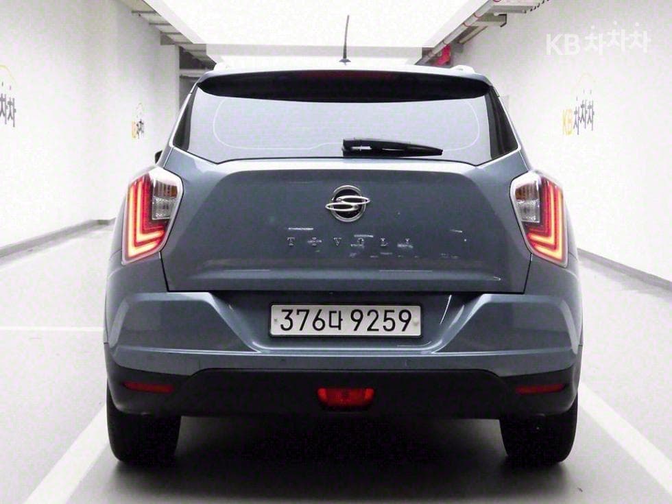 KG Mobility VERY New Tivoli Petrol V3 2WD Base - Image 3