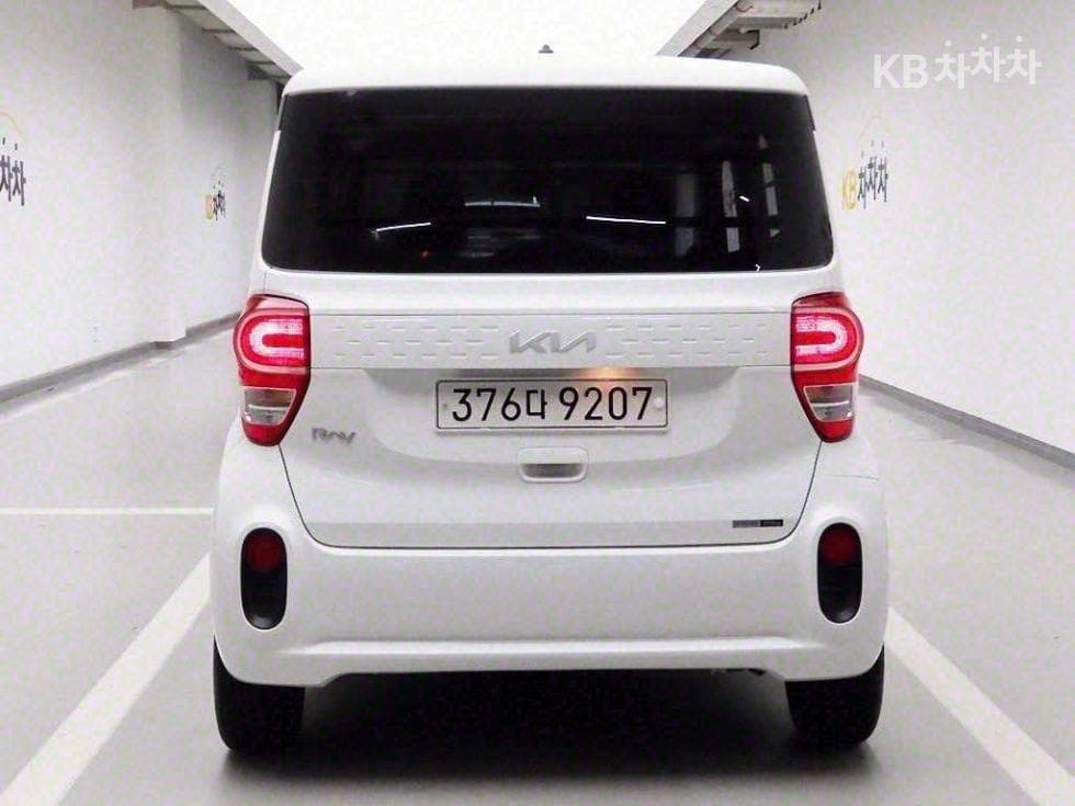 Kia The New Ray Van 1.0 Gasoline Van 2-Door Standard - Image 3