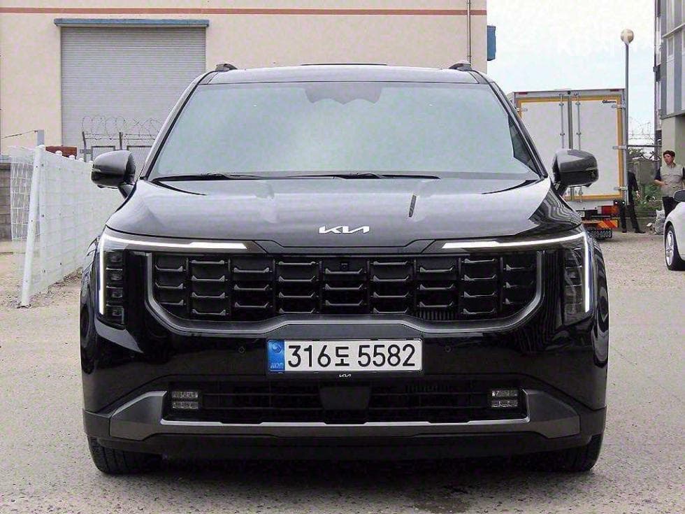 Киа The New (фейслифт) Канивал 4-то поколение D2.2 9-местен Gravity - Image 1