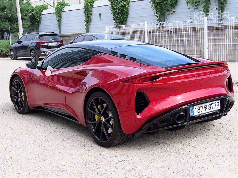 Lotus Emira2.0 Стандартен - 3