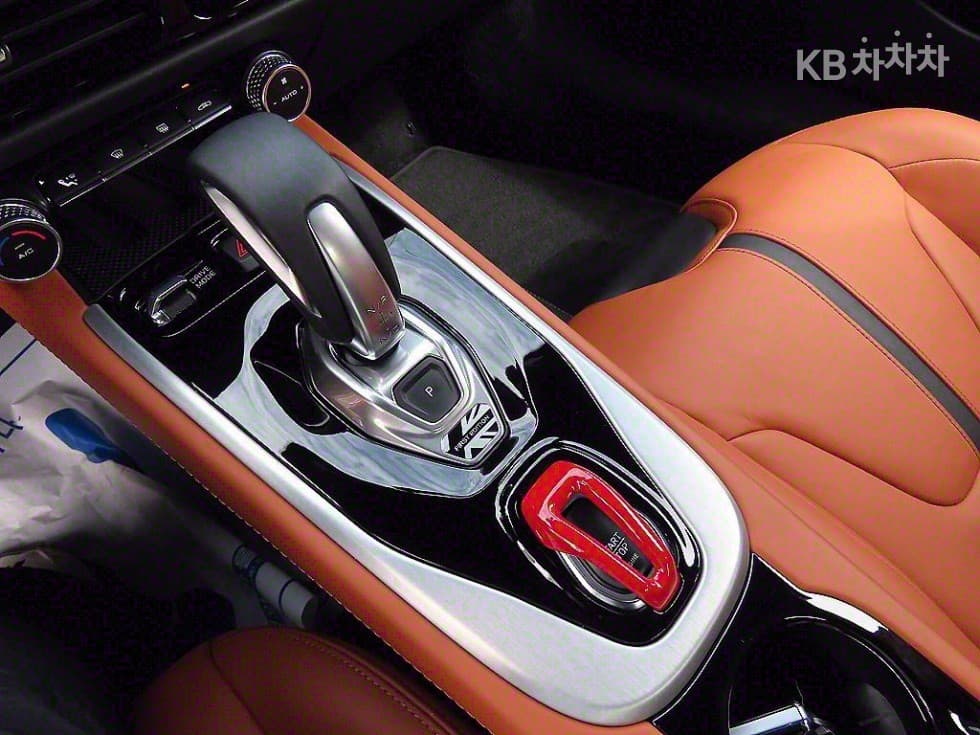 Lotus Emira2.0 Стандартен - 9