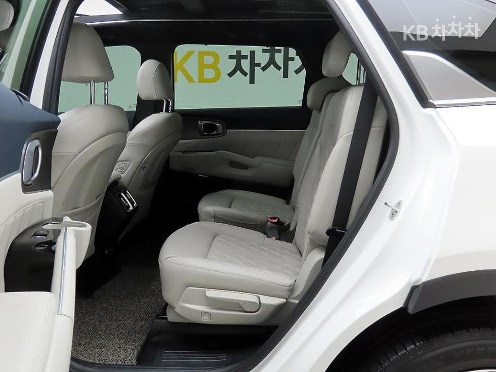 (180D9090)Kia Sorento 4th Generation Hybrid 1.6 HEV Noblesse - 13