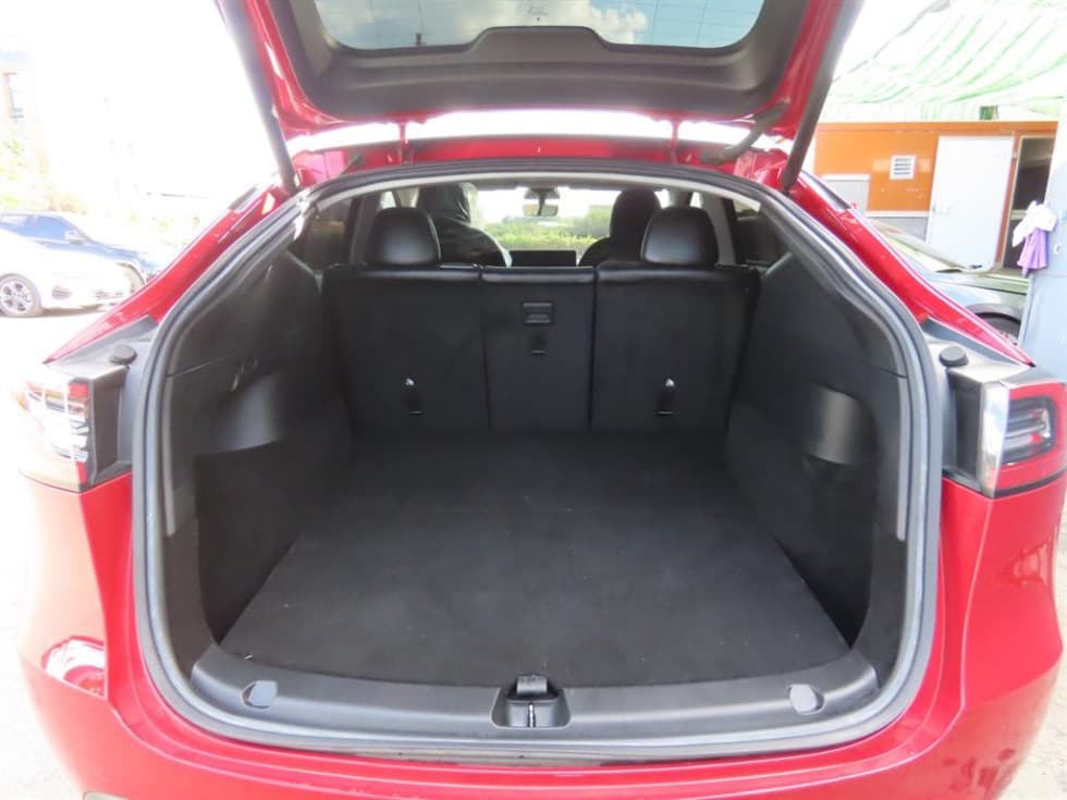 테슬라 Model YStandard Range - 8