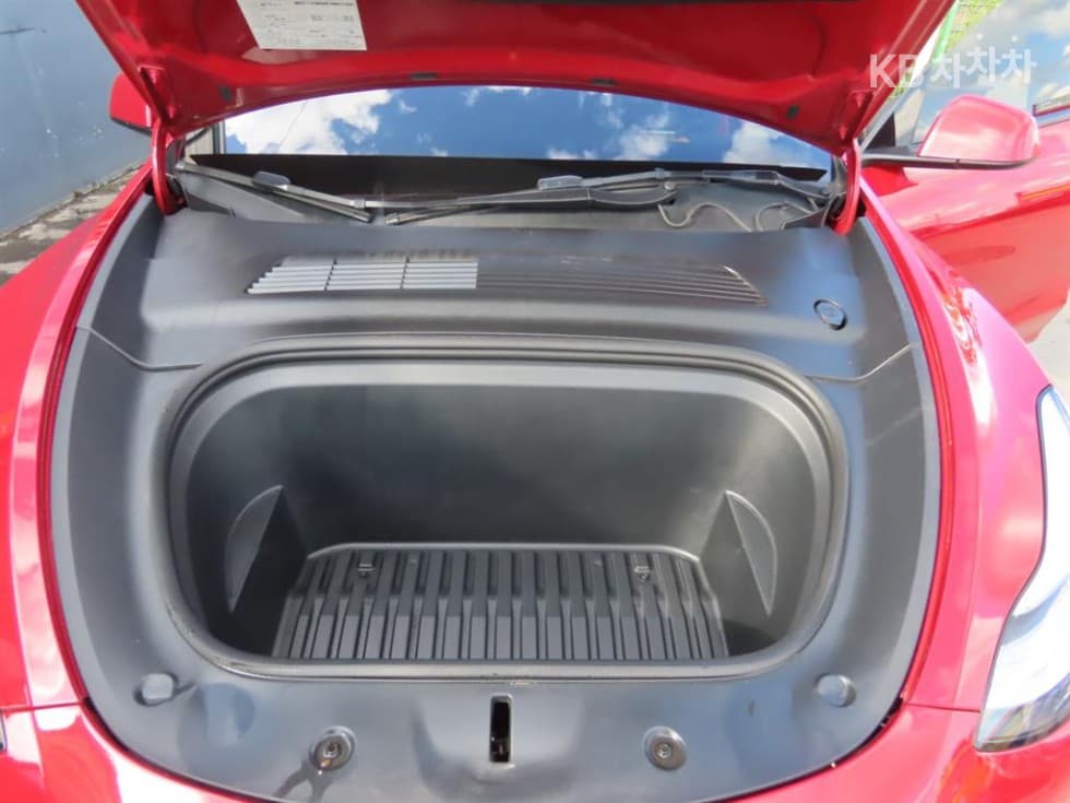 테슬라 Model YStandard Range - 10