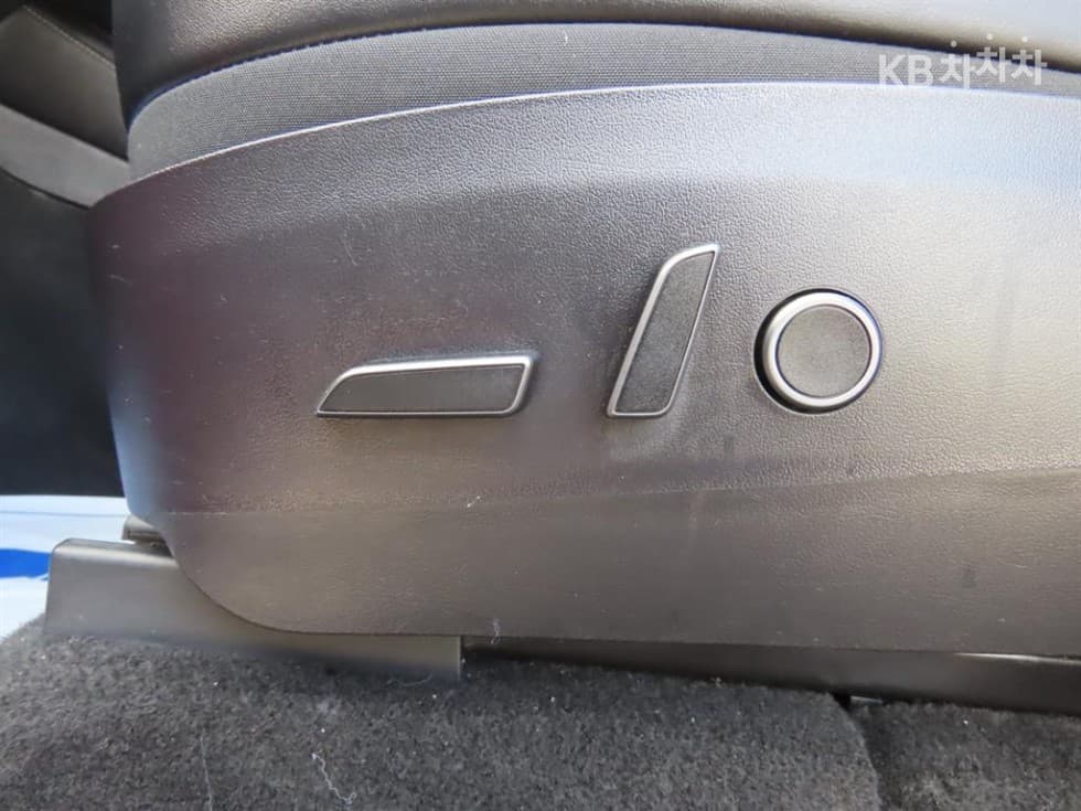 테슬라 Model YStandard Range - 15