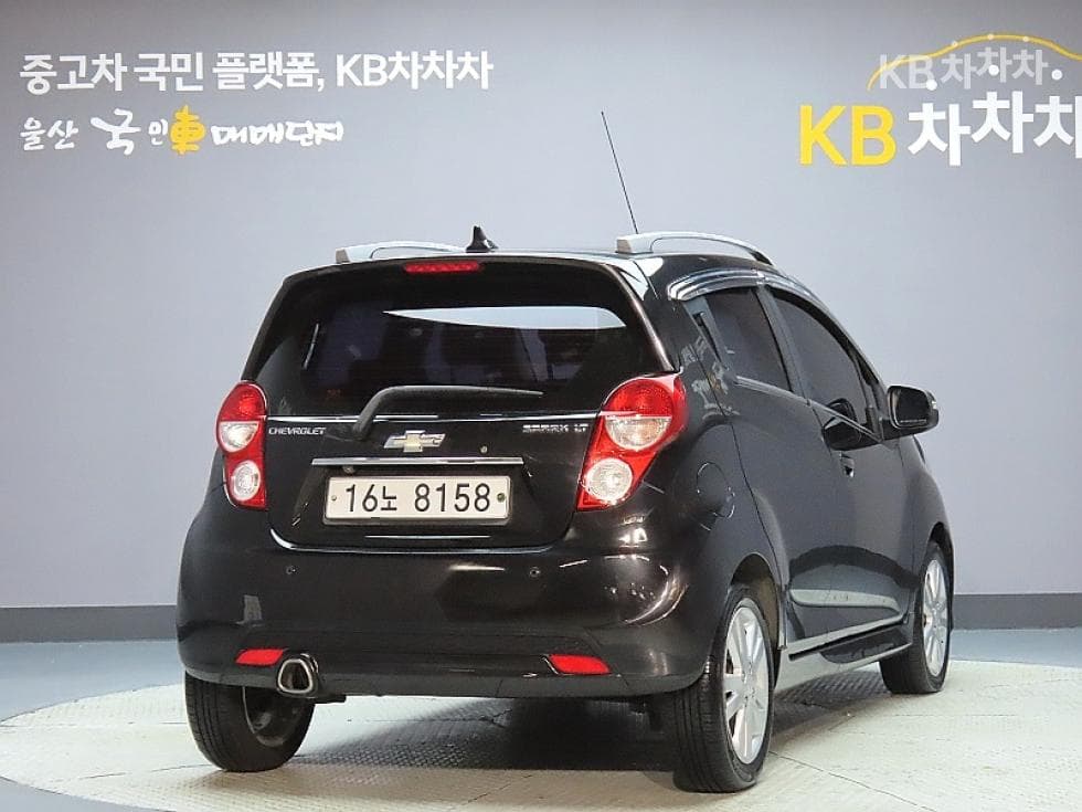 GM Korea Chevrolet SparkLT Standard - 2