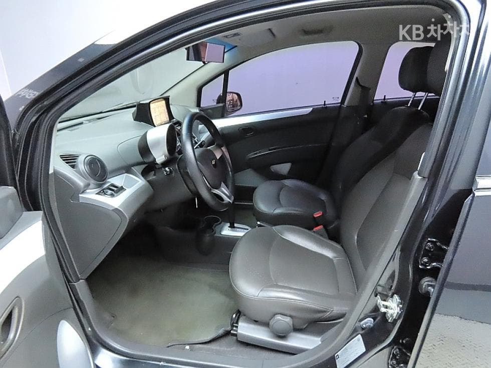 GM Korea Chevrolet SparkLT Standard - 10