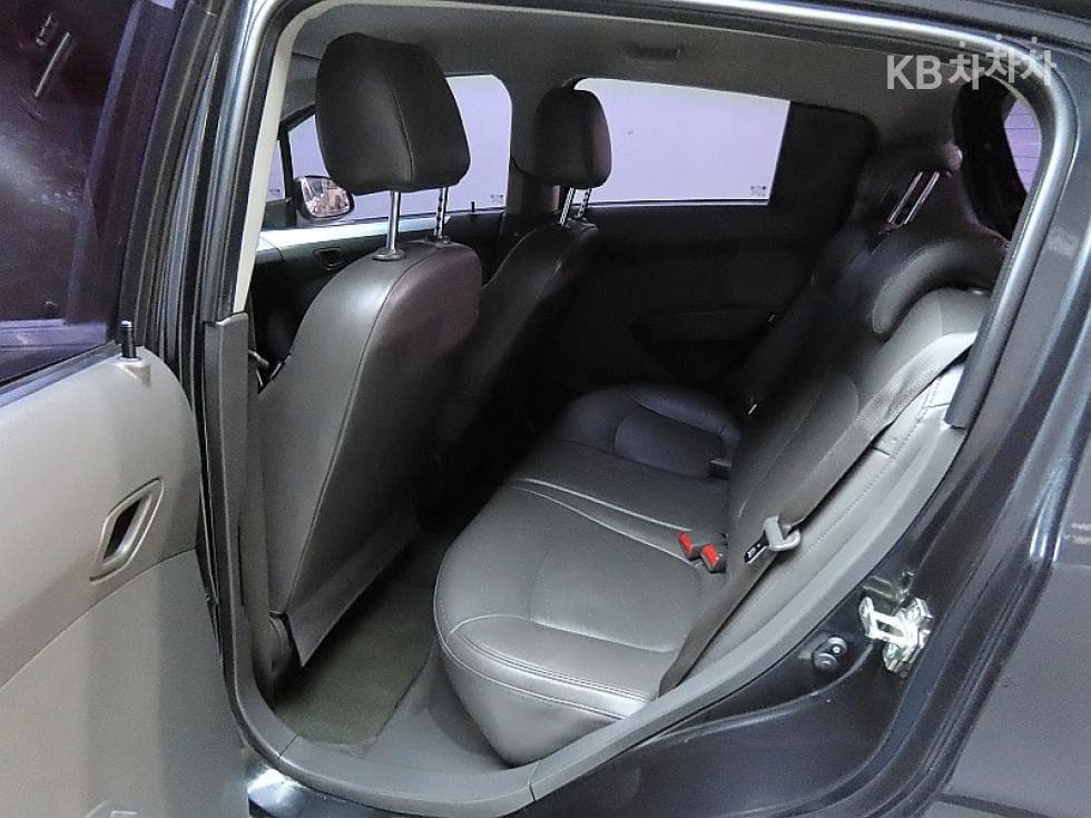 GM Korea Chevrolet SparkLT Standard - 11