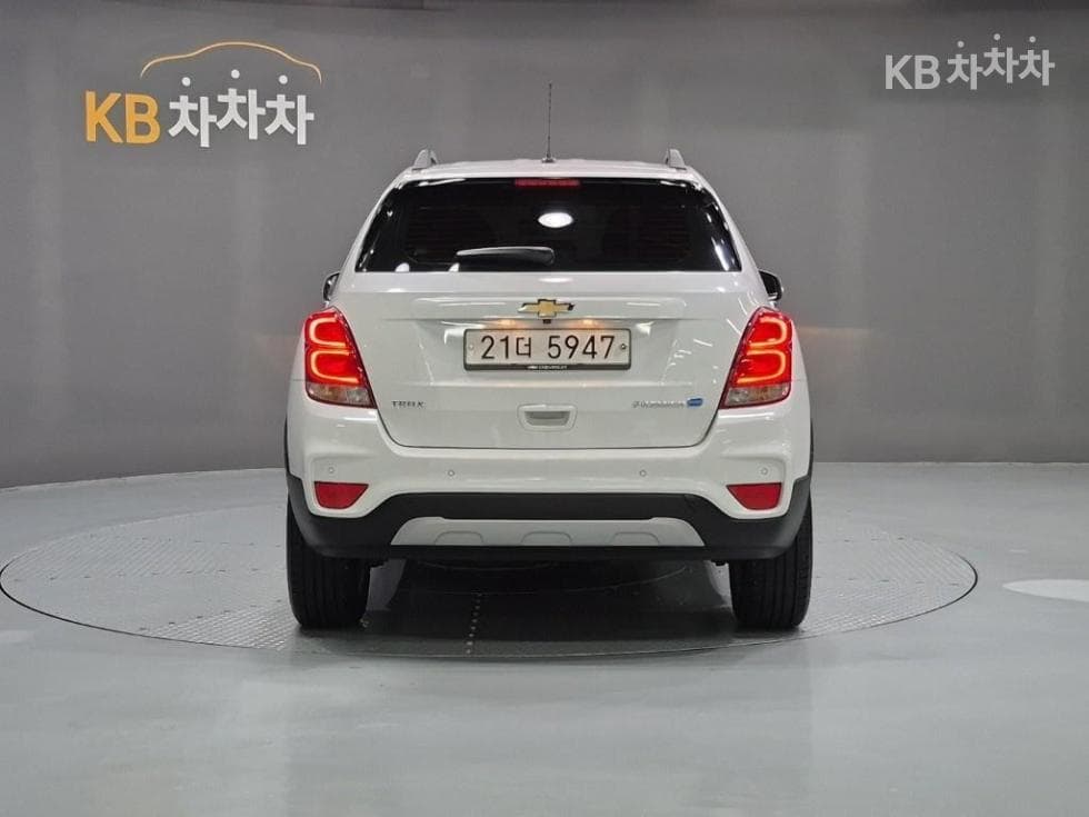 Джи Ем Корея The New (фейслифт) Trax1.6 Дизел 퍼펙트블랙 - 4