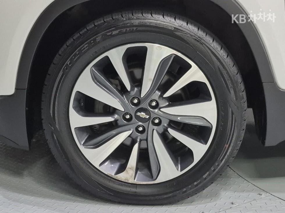 Джи Ем Корея The New (фейслифт) Trax1.6 Дизел 퍼펙트블랙 - 19