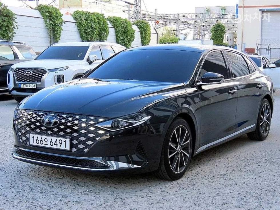 Хюндай The New (фейслифт) Grandeur (Azera) 2.5 Premium 초이스 - Image 1
