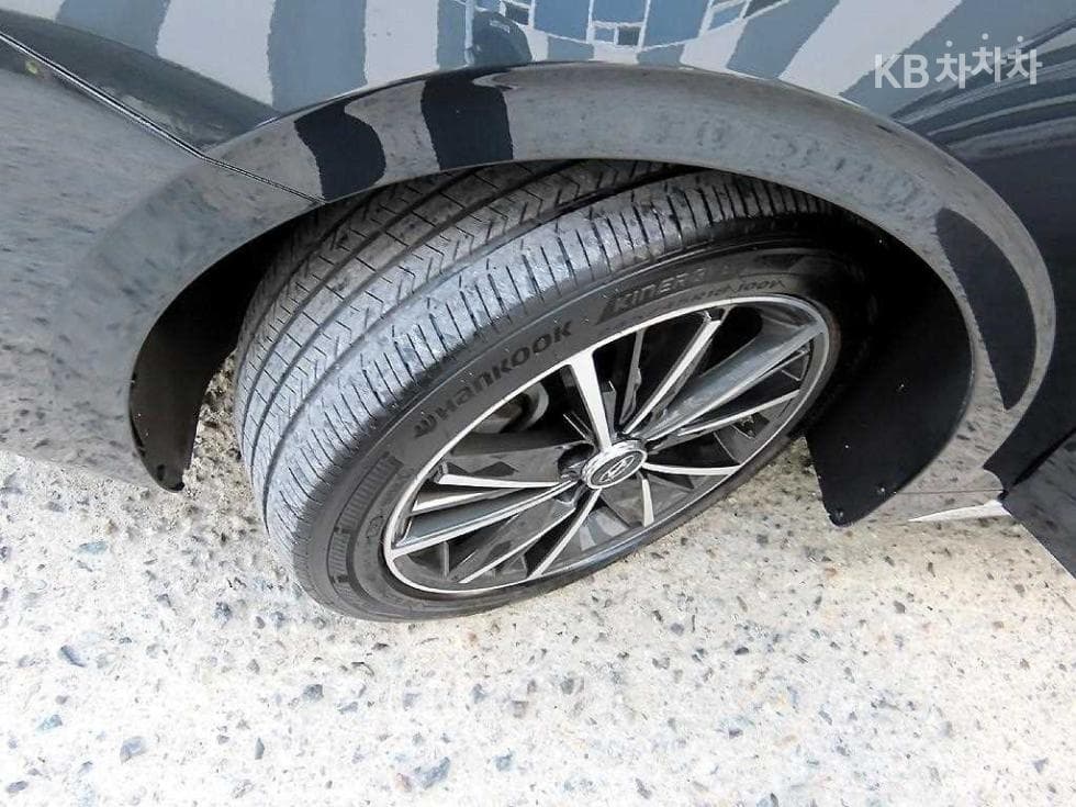 Хюндай The New (фейслифт) Grandeur (Azera)2.5 Premium 초이스 - 20