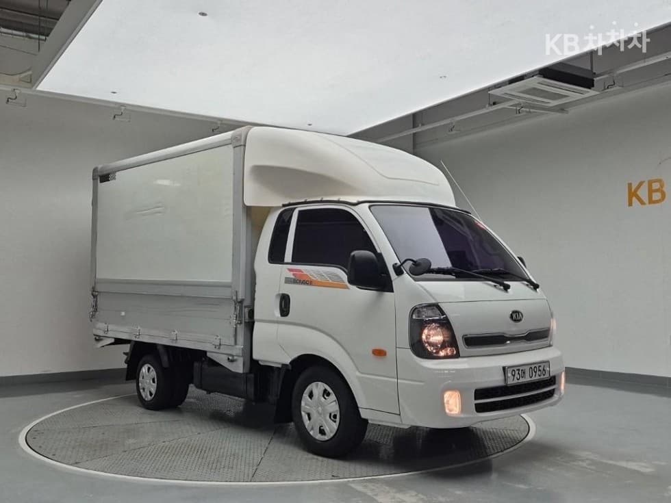 Kia Bongo 3 (light truck) 1 Ton Wing Body Extra Long 전동식 King Cab Luxury - Image 1