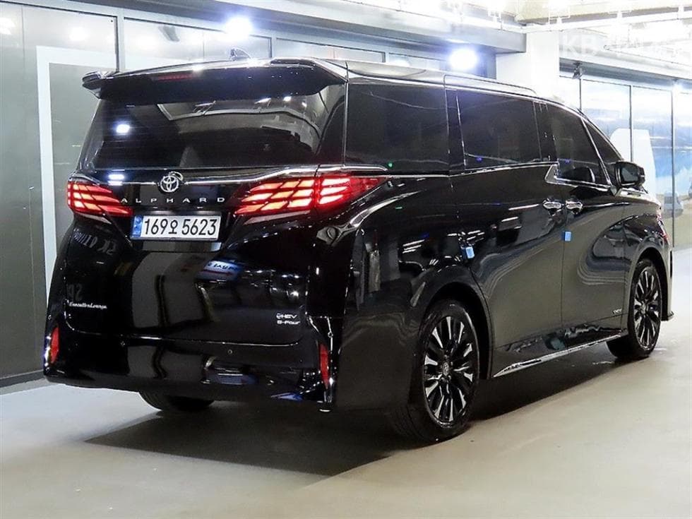 Toyota ALPHARD(AH30)2.5 HEV AWD Standard - 4