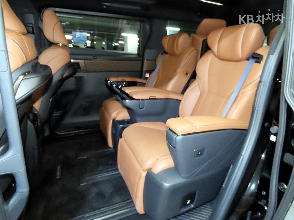 Toyota ALPHARD(AH30)2.5 HEV AWD Standard - 7