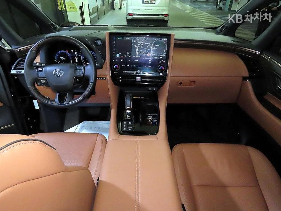 Toyota ALPHARD(AH30)2.5 HEV AWD Standard - 10