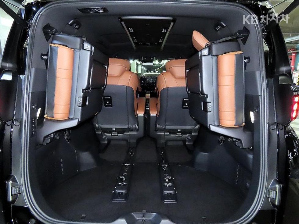 Toyota ALPHARD(AH30)2.5 HEV AWD Standard - 14