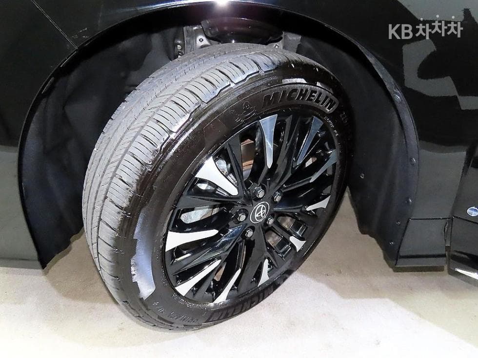 Toyota ALPHARD(AH30)2.5 HEV AWD Standard - 20