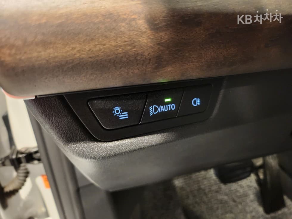 BMW 2시리즈 액티브 Турер(U06)220i Luxury - 18