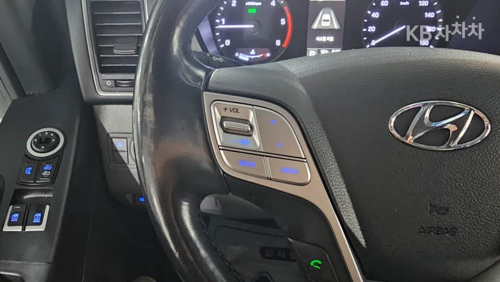 Хюндай Солати (Микробус)2.5 Дизел 15-местен Лукс - 19