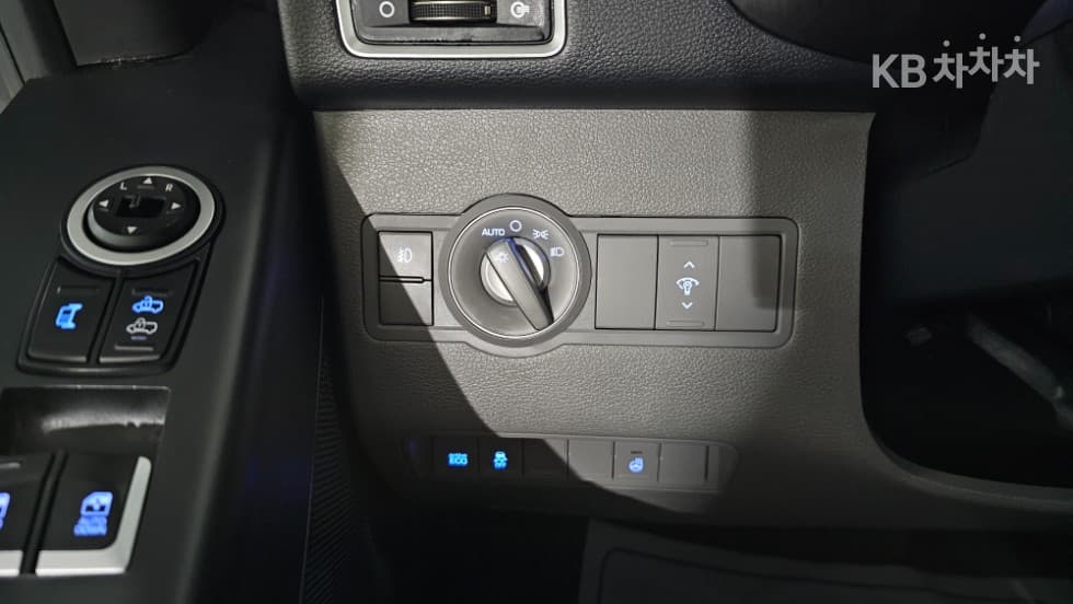 Хюндай Солати (Микробус)2.5 Дизел 15-местен Лукс - 20