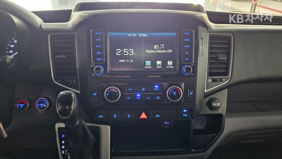 Хюндай Солати (Микробус)2.5 Дизел 15-местен Лукс - 24