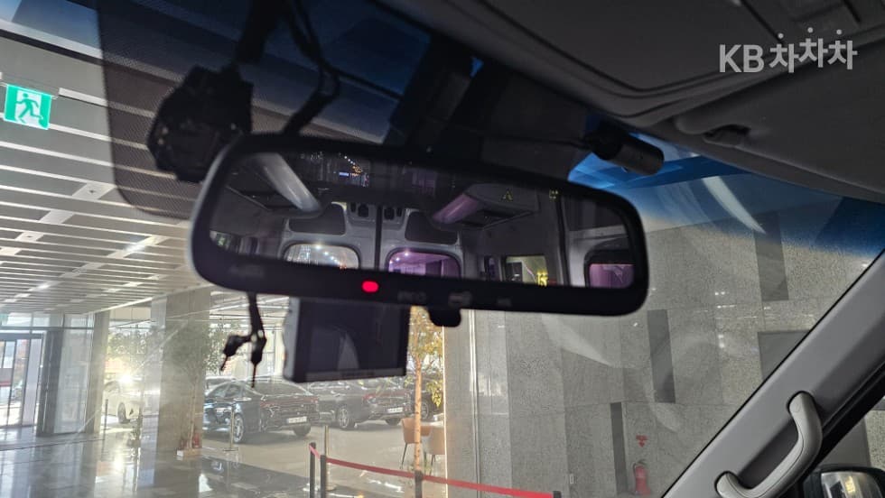 Хюндай Солати (Микробус)2.5 Дизел 15-местен Лукс - 28