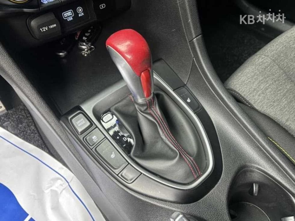 Hyundai Veloster(JS)1.6 Turbo Gasoline Direct Injection 스포츠 - 11