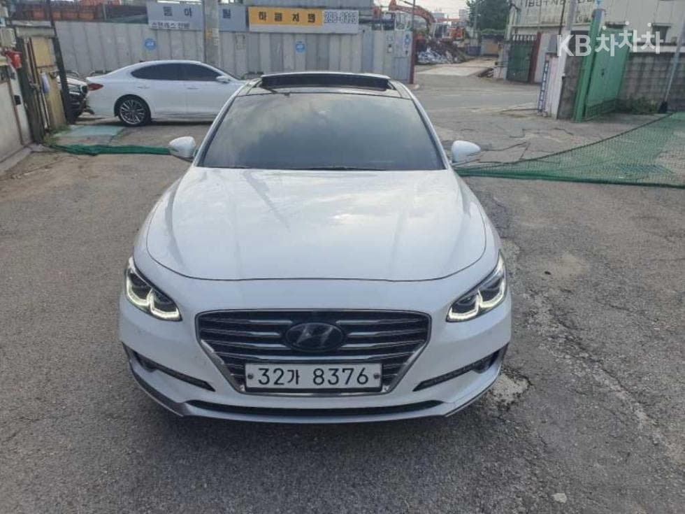 Хюндай Grandeur (Azera)IG 3.0 Exclusive Специал (специален признак/издание) - Image 1